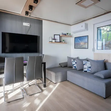 Luxury Mobile Zuzu Klenovica