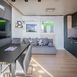 Appartement Luxury Mobile Zuzu Klenovica
