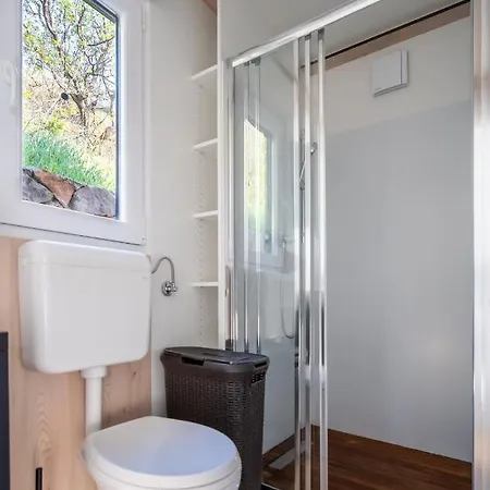Luxury Mobile Zuzu